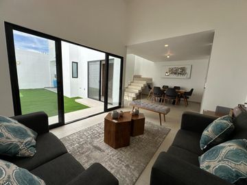 Casa en condominio en venta en Hacienda de Bravo, San Luis Potosí, San Luis Potosí