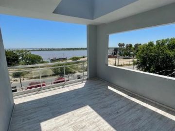 SE VENDE CASA A ESTRENAR PUERTO URQUIZA