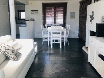 Casa de 2 dormitorios en Parque Pinares