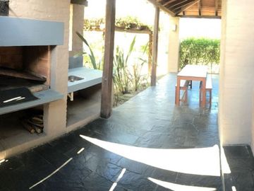 Casa de 2 dormitorios en Parque Pinares