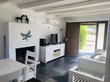 Casa de 2 dormitorios en Parque Pinares