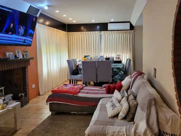 Casa a la venta en Country Las Lajas!