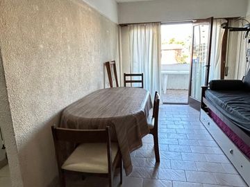 Venta dpto 2 Ambientes Plaza Primera Junta