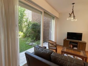 Casa 6 ambientes - San Nicolas 1339 - Castelar Norte