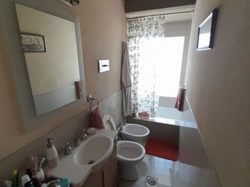 CASA EN VENTA ITUZAINGO NORTE SOBRE JOSE MARIA PAZ A 400 MTS ACC OESTE