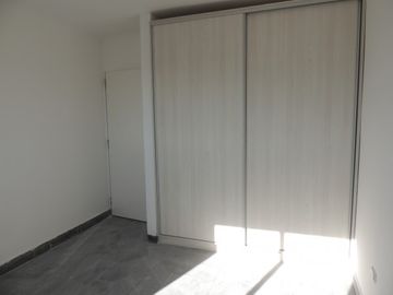 VENTA - DEPARTAMENTO 2 AMBIENTES C/COCHERA - ZONA CENTRICA