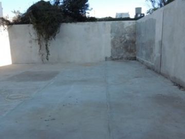 VENTA - DEPARTAMENTO 2 AMBIENTES C/COCHERA - ZONA CENTRICA