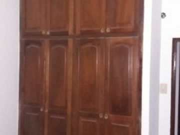 SE VENDE CASA. CALLE 12 E/ 123 Y 125 - BÂ° MITRE.