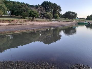 Hermosa CABAÃA de veraneo en COLON (ET) a metros del rio