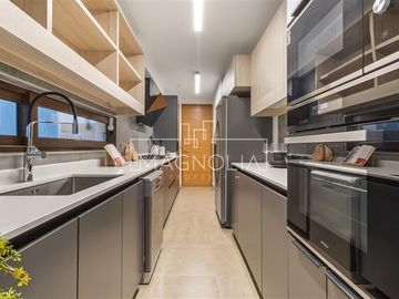 Departamento en Venta en LUJOSO DÚPLEX CON JARDÍN DEPARTAMENTO EN ALTO LOS DOMINICOS