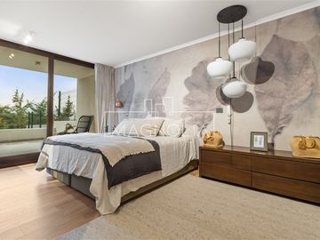 Departamento en Venta en LUJOSO DÚPLEX CON JARDÍN DEPARTAMENTO EN ALTO LOS DOMINICOS