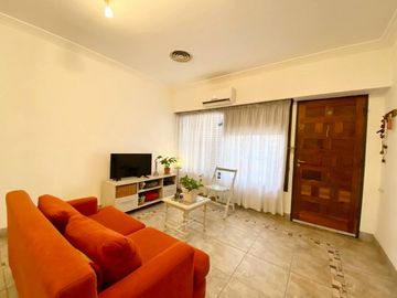 Navarro 1600 â¼ï¸ Chalet 4 ambientes! Acepta Permuta