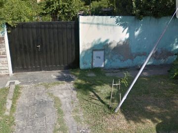 Venta dos terrenos 630m aproximadamente con propiedad a refaccionar mas Casa y terreno lindero
