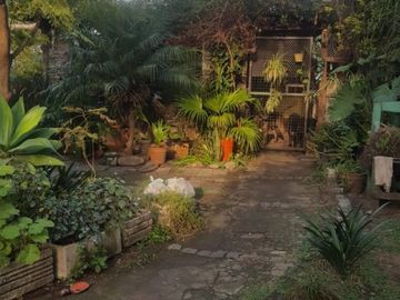 Venta dos terrenos 630m aproximadamente con propiedad a refaccionar mas Casa y terreno lindero