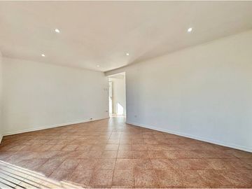 Se vende gran casa Mall Los Dominicos
