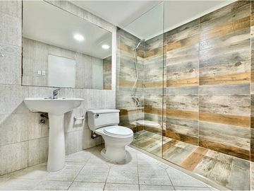 Se vende gran casa Mall Los Dominicos