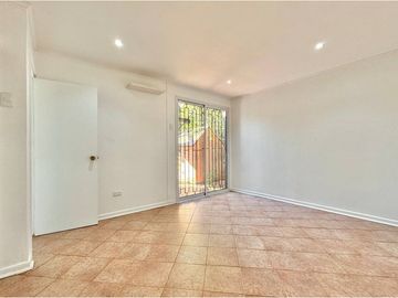 Se vende gran casa Mall Los Dominicos
