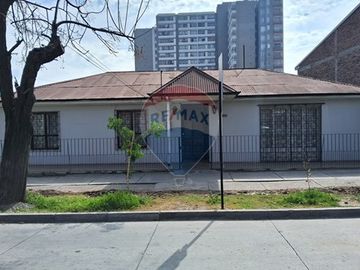 Tu Refugio de Historia y Modernidad en Santiago