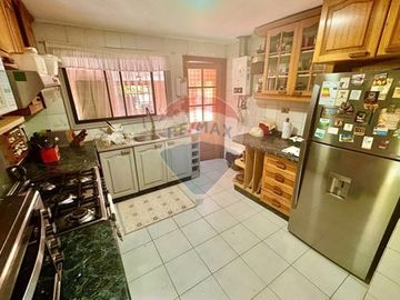 Arriendo casa Calera de Tango 4D+4B
