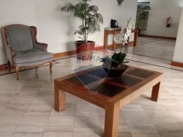 IMPERDIBLE, MUY ILUMINADO