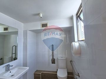 Moderno Departamento en 2do Piso - Ñuñoa