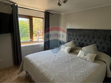 Espaciosa y Acogedora Casa en Excelente Ubicación