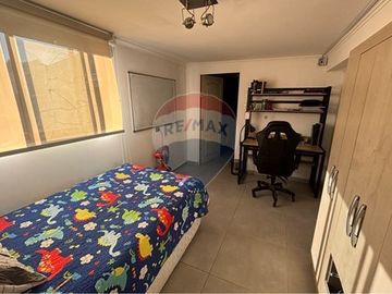 Espaciosa y Acogedora Casa en Excelente Ubicación