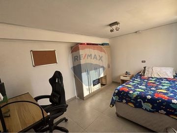 Espaciosa y Acogedora Casa en Excelente Ubicación