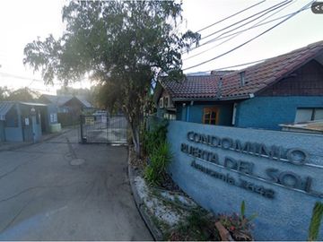 Casa en Condominio Puerta del Sol - La Florida