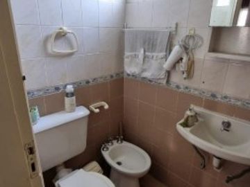 DEPARTAMENTO EN VENTA A UNA CUADRA DE LA PLAYA, AV ENTRE 139 Y 140 -VILLA GESELL-