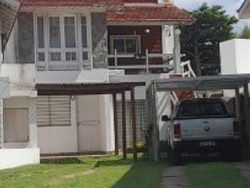 DEPARTAMENTO EN VENTA A UNA CUADRA DE LA PLAYA, AV ENTRE 139 Y 140 -VILLA GESELL-