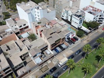 EXCLUSIVO DÚPLEX EN SANTIAGO DE SURCO – LUJO, ESPACIO Y UBICACIÓN PRIVILEGIADA
