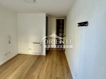 PLAZA EGAÑA, 2D | 2B | PRIMER PISO, SEMI NUEVO