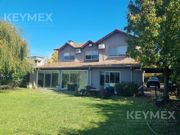 Venta Casa Villa Rosa Barrio Cerrado Buen Retiro 5 ambientes