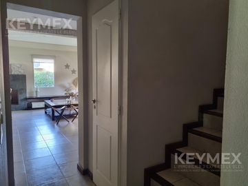 Venta Casa Villa Rosa Barrio Cerrado Buen Retiro 5 ambientes