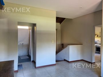 Venta Casa Villa Rosa Barrio Cerrado Buen Retiro 5 ambientes