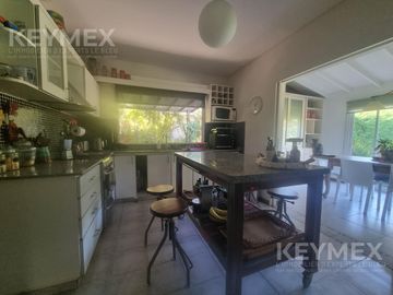 Venta Casa Villa Rosa Barrio Cerrado Buen Retiro 5 ambientes
