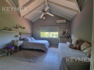 Venta Casa Villa Rosa Barrio Cerrado Buen Retiro 5 ambientes