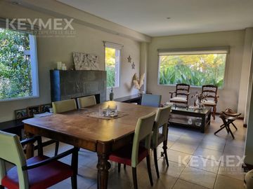 Venta Casa Villa Rosa Barrio Cerrado Buen Retiro 5 ambientes