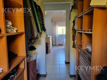 Venta Casa Villa Rosa Barrio Cerrado Buen Retiro 5 ambientes