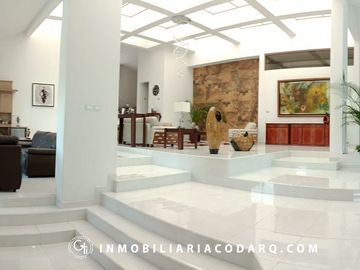 CASA EN VENTA EN HACIENDA DE VALLESCONDIDO.
