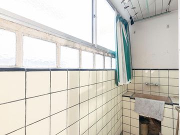 DEPARTAMENTO - VENTA - 4 AMBIENTES - BALCON - CABALLITO