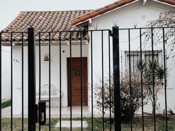 Casa en venta - 2 Dormitorios 1 Baño - Cochera - 500Mts2 - Monte Grande
