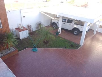 PH en venta - 3 Dormitorios 2 Baños - Santa Teresita