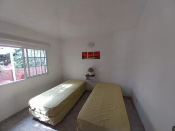 PH en venta - 3 Dormitorios 2 Baños - Santa Teresita