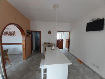 PH en venta - 3 Dormitorios 2 Baños - Santa Teresita