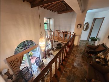APARTAMENTO EN VENTA   LAURELES  ALMENDROS  PENTHOUSE  DUPLEX