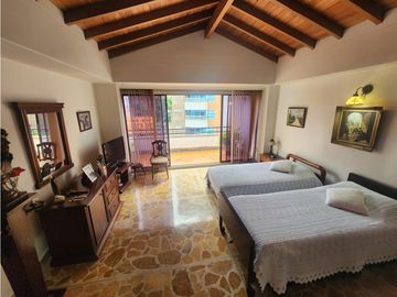 APARTAMENTO EN VENTA   LAURELES  ALMENDROS  PENTHOUSE  DUPLEX