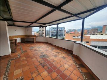 APARTAMENTO EN VENTA   LAURELES  ALMENDROS  PENTHOUSE  DUPLEX