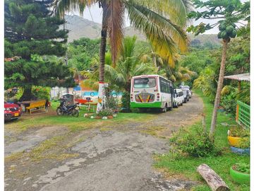 CASA CAMPESTRE HOTEL EN VENTA, MULALO, YUMBO, VALLE DEL CAUCA